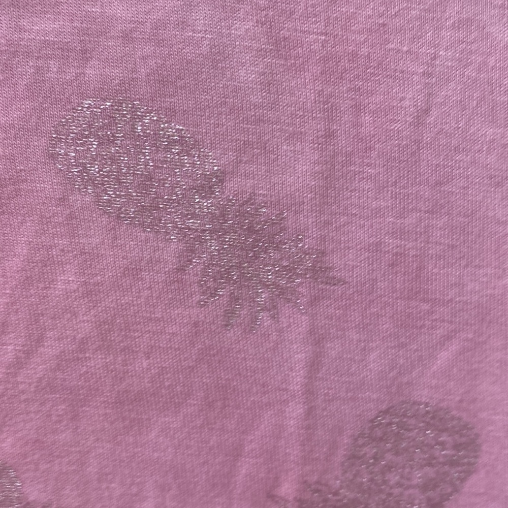 Cable and Gauge Soft Rose V Neck w Pineapples - Picture 5 of 7